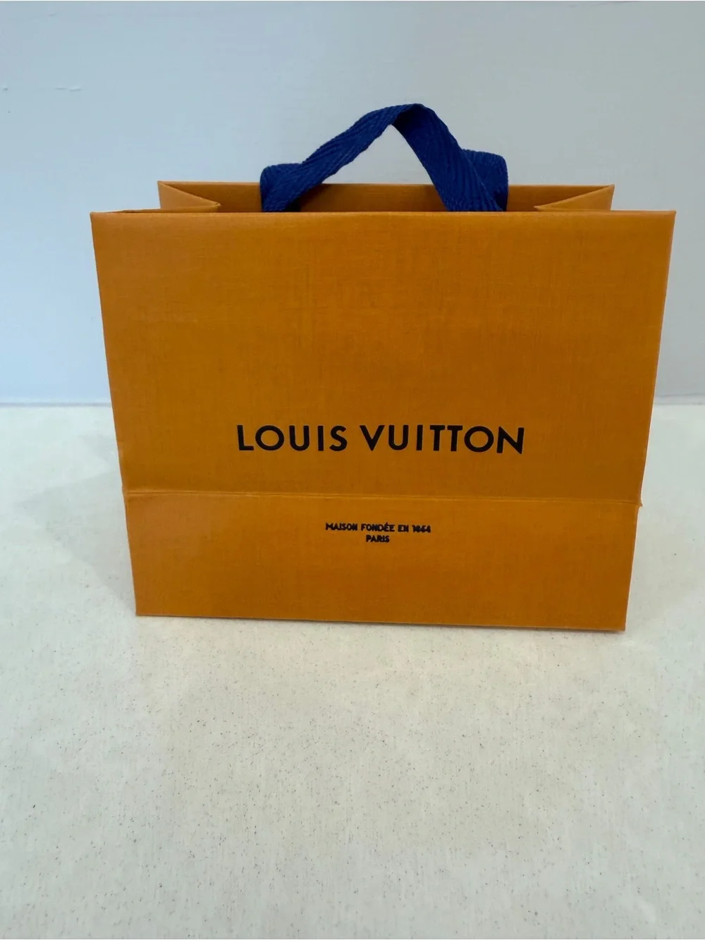 Small Louis Vuitton shopping bag orange